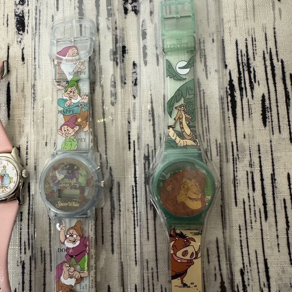 Lot Of 7 Disney Store Watches Vintage Untested Donald Duck Pocahontas Snow White - Picture 7 of 9